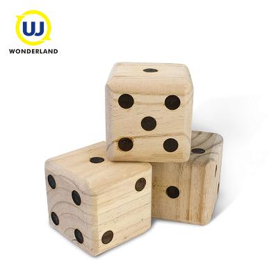 China Garden Outdoor Wooden Games Dice Giant Wooden Game Set for sale