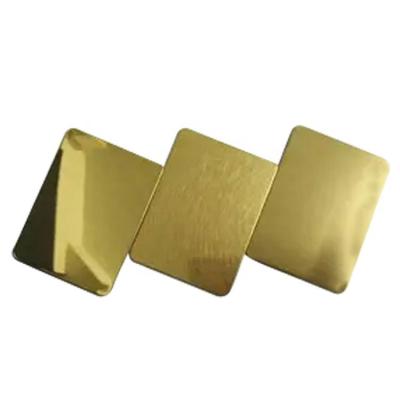 China Las hojas de acabado de superficie de acero inoxidable de espejo de oro SUS201 SUS202 SUS304 1 mm 2 mm laminadas en frío en venta