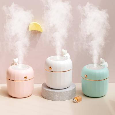 China 2021 Car New Arrivals Curious Kitty Humidifier USB Mini Humidifier Diffuser Bottle Ultrasonic Humidifiers OEM ODM for sale