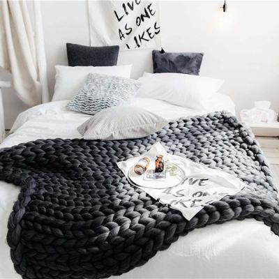 China New Design Custom Made Breathable Custom Made Anti Pilling Woven Throw Knit Blanket Tapestry for sale