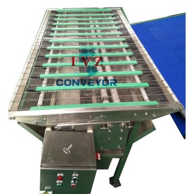 China Oil Resistant Wire Mesh Belt Conveyor For Cooling Food for sale