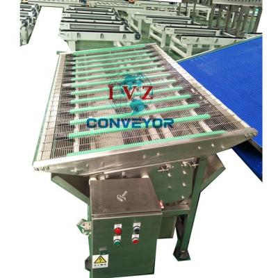 China Oil Resistant Heat Resistant Wire Mesh Conveyor Belt For Break IVZ Hot Food Transfer Conveyor for sale