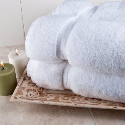 China Hot Selling Compressed Luxury 5 Star Hotel Bath Shower 100 Cotton White Color Towel Set 3 Pcs For Hotel Used Towels for sale