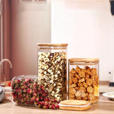 China High Quality Sustainable Borosilicate Square Storage Jar Coffee Bean Glass Noodles Spice Storage Jar With Airtight Bamboo Lid for sale