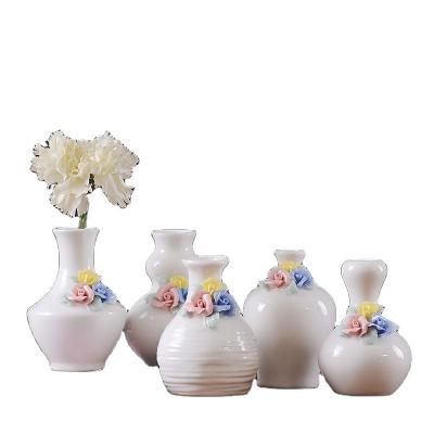 China Seller Ceramic White Modern Nordic Home Decoration Vases Articles Ceramic Flower Vase for sale