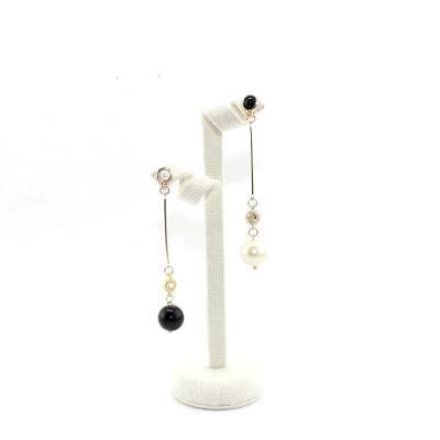 China Customized Fashion Ladies Casual/Sporty Circle Anti Long Drop Alloy Inlaid Black And White Round Pearl Drop Earrings for sale