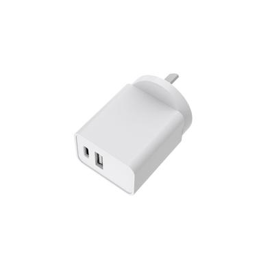 China Dual Port Type C QC 3.0 Usb PD 20w Charger Mobile Phone Wholesale Usb Wall Charger Fast Charging Adapter for sale