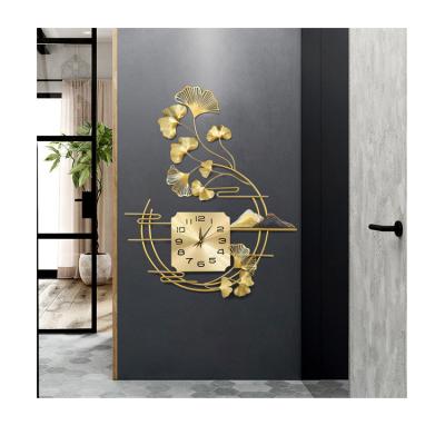 China Modern Hot Selling Ginkgo Leaf Clock Decorative Wall Clock for Hotel Nordic Gold Wall Clock Home Decor for sale