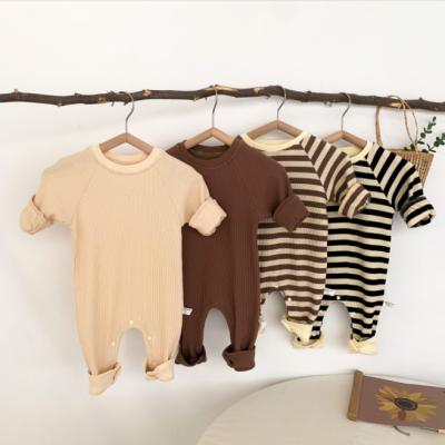 China Long Sleeeves Newborn Baby Clothes Kids Clothing Natural Fabric Plain Solid Ruffle Long Sleeving Boys And Girls 100% Cotton Ribbed Baby Romper for sale