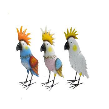 China New Design Europe Metal Figures Decorative Realistic Cockatoo Bird Parrot for sale