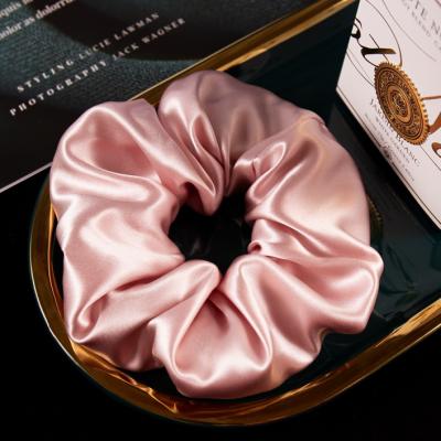 China Fashion Momme 5cm Women's Custom Colored Pure Silk Hair Scrunchies 22 Set Mulbery 100% Silk Scrunchies for sale