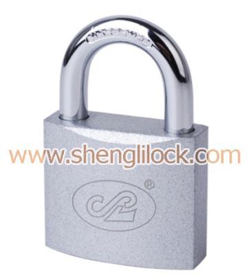 China Sliver Spray Paint Surface Iron Body Top Quality Sliver Spray Painted Iron Padlock With Normal Keys for sale