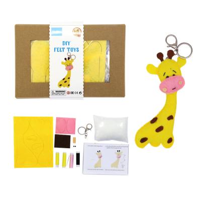 China DIY Practice Craft Sewing Toys for Girls and Boys Animal Designs Giraffe Felt Stuffed Toy for sale