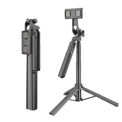 China Height 1600mm Remote Controller Smart Tripod/Selfie Stick 360 Rotation Remote Tripod/Remote Flexible Selfie Stick 1600mm Radio Height 1600mm Mobile Selfie Controller for sale