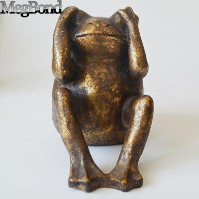 China Europe Polyresin Golden Antique Metal Small Decorative Frog Garden Sculpture for sale