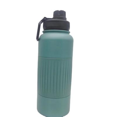 China 32Oz Durable Wide Mouth Stainless Steel Double Wall Vacuum Bottle With Silicone Sleeve Custom Color And Logo for sale