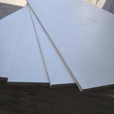 中国 Israel Formica Laminate Sheets /warm HPL plywood Israel HPL white laminate 1220*2440mm 販売のため