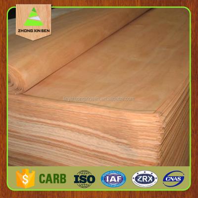 China Indoor natural wood veneer/cherry/cedar/okoume/oak/beech veneer Te koop