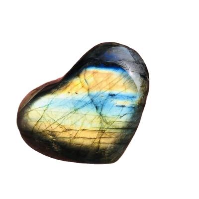 China Beautiful Crystal Jewelry China Labradorite Labrador Heart Craft Crystal Carving Stone Carving Gift For Decor for sale