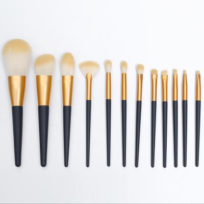 China Portable & New Arrival Makeup Brush Durable Blue Wooden Handle Vegan Synthetic Hair Powder Foundation Brush Private Label for sale