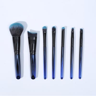 China Portable & Vegan 7 Pcs Durable Super Hot Luxury High Quality Gift Make Up Brushes Gradient New Color Custom Cosmetic Makeup Brush Set for sale