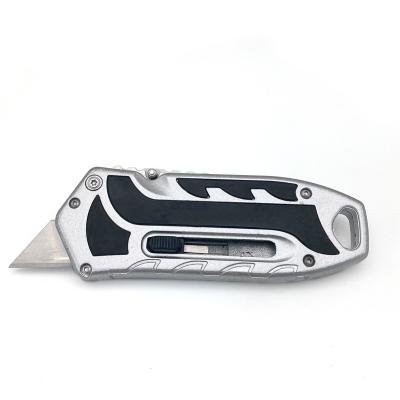 China Cutting Design Wood Wholesale Utility Knife Lightweight Zinc Alloy Utility Knife for sale