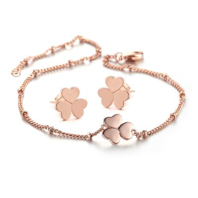 China Clover CLASSIC Copper Fancy Engagement Girls Fashion Female Fashion Jewelry Set for sale