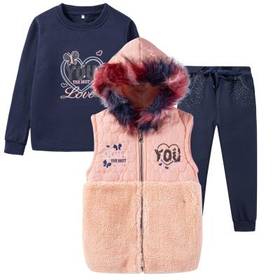 China The style is novel and the workmanship is fashion wholesale excellent winter casual girls cotton polyester boutique children's clothing set for sale