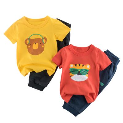 China BOYS SUMMER CLOTHES casual SET children's cotton clothing printed t-shirt with cropped pants for sale