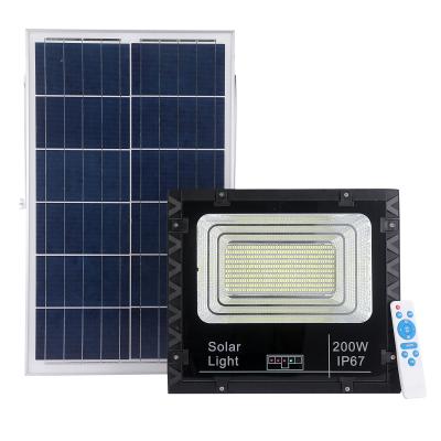 China Garden 60W 100W 200W High Lumen Outdoor Solar Flood Light for sale