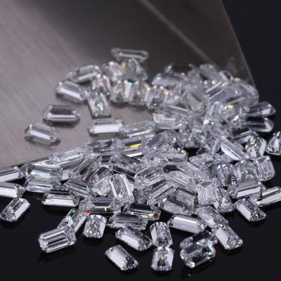 Cina Diamante di laboratorio HPHT 1.0 a 3.7 mm Baguette bianca Forma DEF Colore VVS Chiarezza in vendita