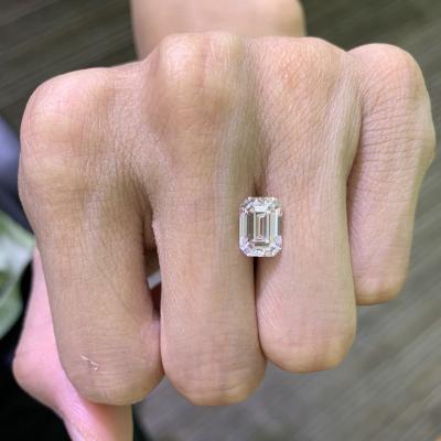 中国 3.52CT エメラルドカット ダイヤモンド ラボ栽培 VVS2 透明性 E色 販売のため