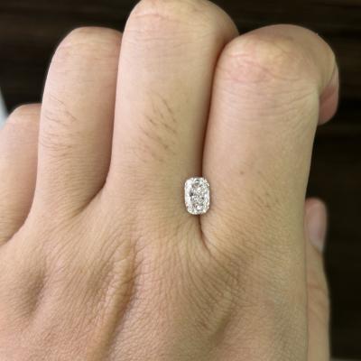 China 0.7CT Lab Groeide Langwerpige Kussensnij Diamant VS1 Helderheid E Kleur Te koop