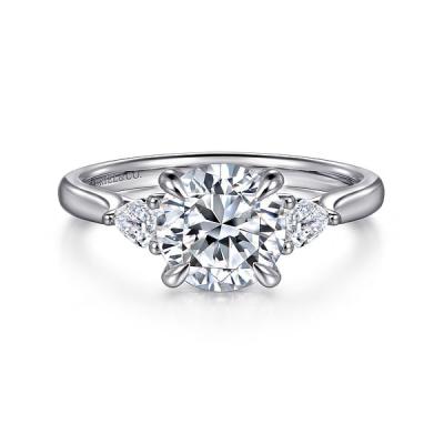 China Round Cut Classic Grown Diamonds Lab Made Diamond Rings 18K 14K 10K 9K Platinum for sale