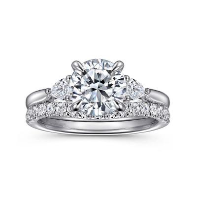 China Lab Diamond Wedding Band VVS Clarity HPHT Round Cut Lab Grown Diamond Ring for sale