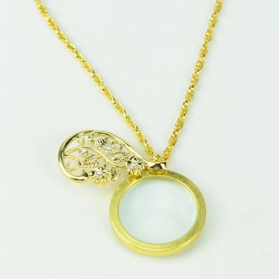 China Ladies Wholesale High Quality Magnifier Ladies Fashion Magnet Pendant Necklace for sale