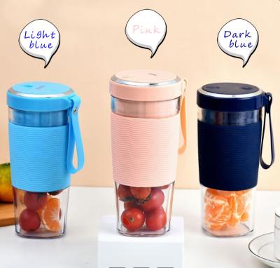 China Portable Food Processor Juice Extractor Fruit Smoothie Blender Mini Portable Juicers Electric Mixer From Squeezer Bottle Cup Supplier 350 for sale