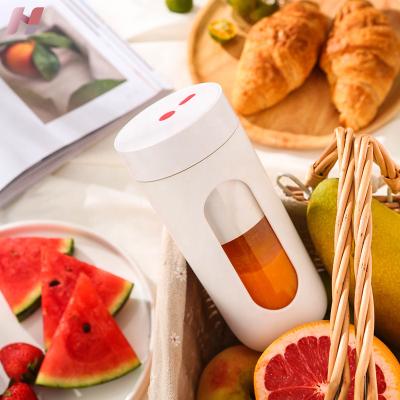 China Household 300ml Portable Mini Wireless Juicer Electric Juicer Hot Multi-Function Small Cup Car Fruit Squeezer for sale