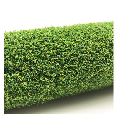 Cina Best Artificial Football Field Golf Putting Green Grass Wall in vendita