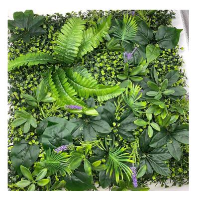 China Eco-friendly Plastic Boxwood Roll Leaf Fence Grass Fence Cheap Artificial Boxwood Panel for sale