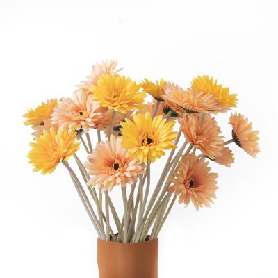 China Daisy Flowers Real Touch Chrysanthemum Durable Decorative Artificial Gerberas for sale