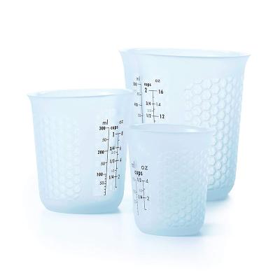 China Viable Kitchen Tool BPA Free Wholesale Silicone Baking Measuring Cups For Resin Non-Stick Mixing Cups Stick Tools for sale