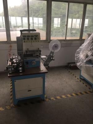 China Numerieke Contultrasonic drukte Etiket die Scherp en Machine yss-928 vouwen Te koop