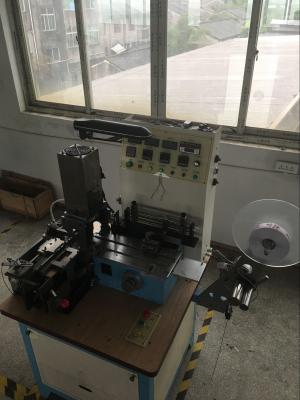 China Ultrasonic Printed Label Automatic Folding Machine Centre Fold Ultrasonic Cut for sale