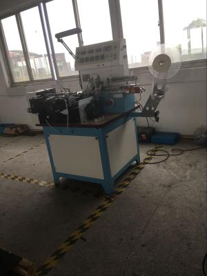 China Professional Multi - Function Label Folding Machine 0-200/Min for sale