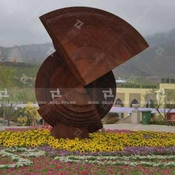 China 5 Meters High Custom Corten Steel Sculpture For Garden Decoration for sale