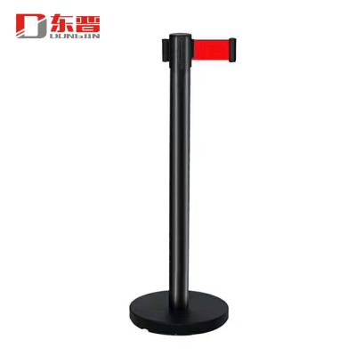 China Crowd Control 2M Retractable Rope Tail Pole Iron Hotel Airport Belt Barrier Brackets And Posts for sale