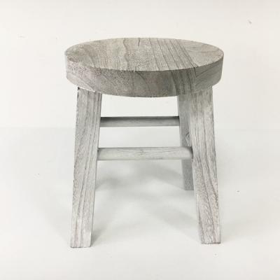 China Durable Gray Color Handmade Wooden Stool Baby Stools with Legs for Home Decor for Workshop for sale