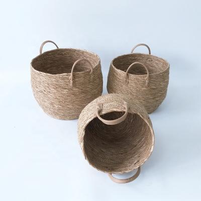 China Sustainable Environmental And Durable Collapsible Natural Woven Plant Material Storage Basket For Plant for sale