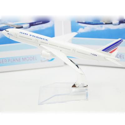 China White Custom Collectors Aircraft Models By Engrave Technique for sale